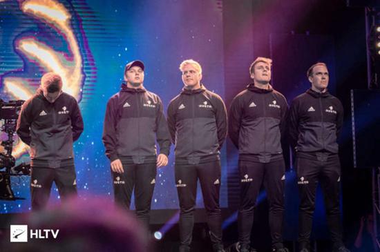 中国战队XG在DOTA2电竞世界杯中不敌PARI遭淘汰